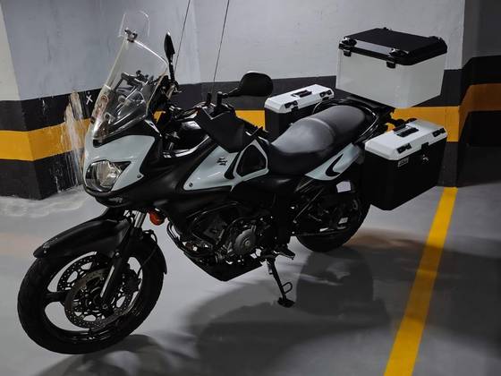 SUZUKI V-STROM 650 ABS SUZUKI V-STROM 650 ABS